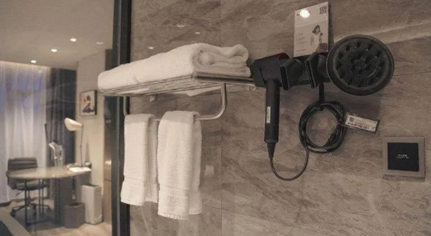 Zhejiang Cloud Mountain Deefly Hotel