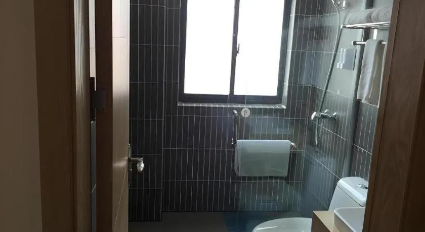 Thank Inn Hotel Hubei Huanggang Hong'an County Hong'an No.1 Middle School