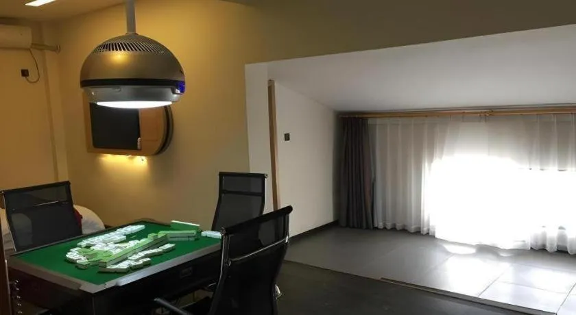 Thank Inn Hotel Hubei Huanggang Hong'an County Hong'an No.1 Middle School