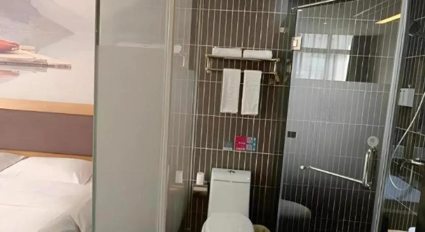 Thank Inn Hotel Hubei Huanggang Hong'an County Hong'an No.1 Middle School