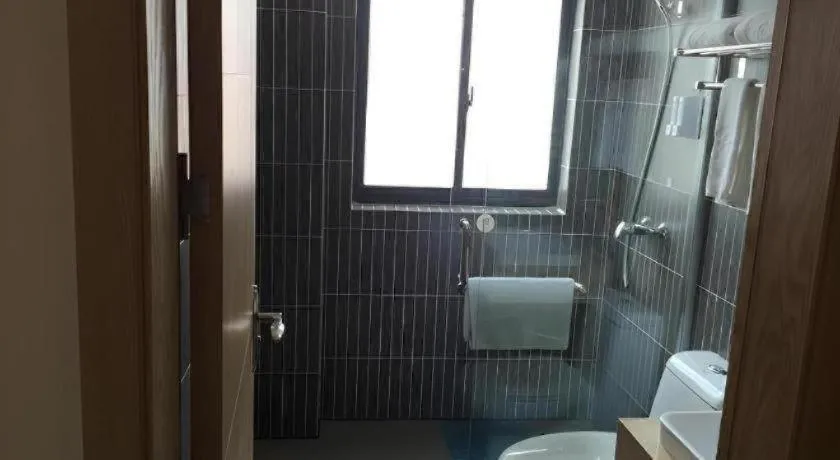 Thank Inn Hotel Hubei Huanggang Hong'an County Hong'an No.1 Middle School