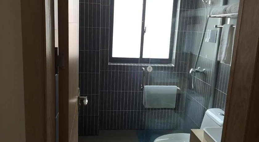 Thank Inn Hotel Hubei Huanggang Hong'an County Hong'an No.1 Middle School