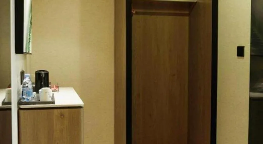 UP and IN Hotel Jiangxi Nanchang City Nanchang County Liantang Zhong Avenue Huarunwanjia