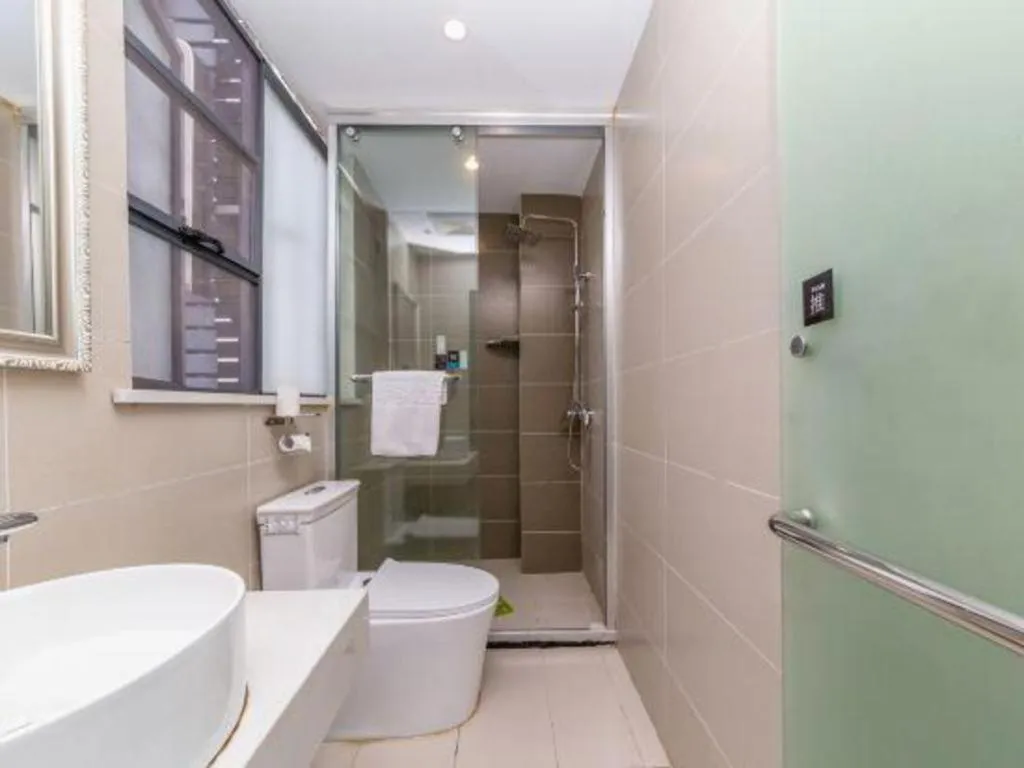 UP and IN Hotel Jiangxi Nanchang City Nanchang County Liantang Zhong Avenue Huarunwanjia