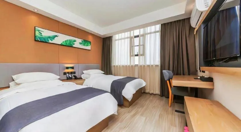 Bed in UP and IN Hotel Jiangxi Nanchang City Nanchang County Liantang Zhong Avenue Huarunwanjia