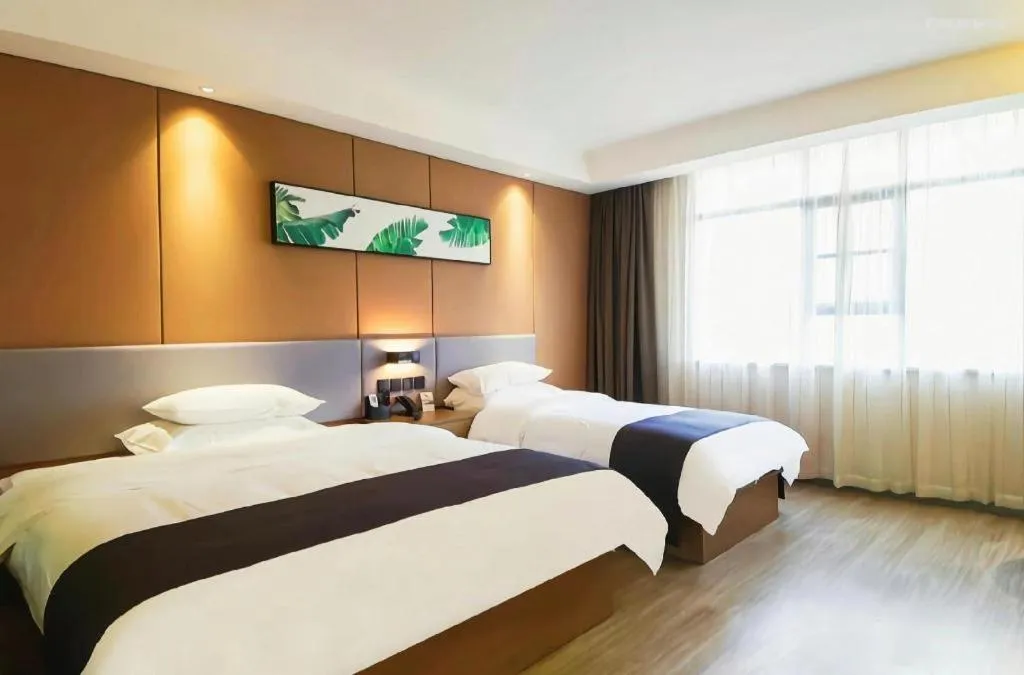 Bed in UP and IN Hotel Jiangxi Nanchang City Nanchang County Liantang Zhong Avenue Huarunwanjia