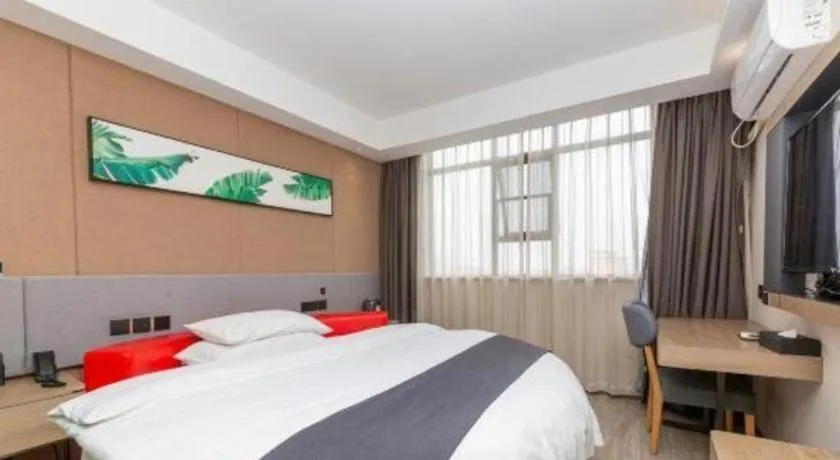 Bed in UP and IN Hotel Jiangxi Nanchang City Nanchang County Liantang Zhong Avenue Huarunwanjia