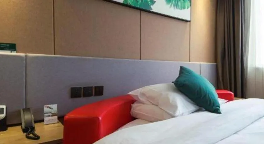 Bed in UP and IN Hotel Jiangxi Nanchang City Nanchang County Liantang Zhong Avenue Huarunwanjia