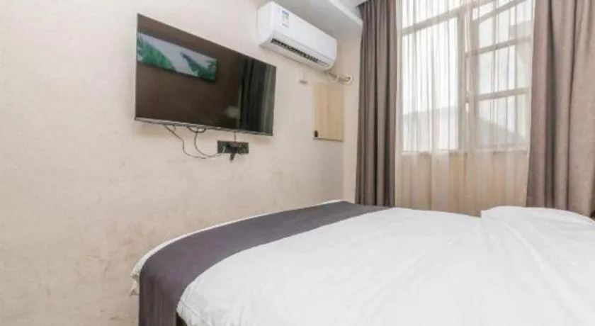 Bed in UP and IN Hotel Jiangxi Nanchang City Nanchang County Liantang Zhong Avenue Huarunwanjia