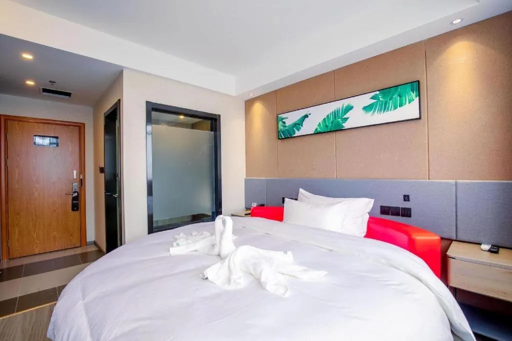 Bed in UP and IN Hotel Jiangxi Nanchang City Nanchang County Liantang Zhong Avenue Huarunwanjia