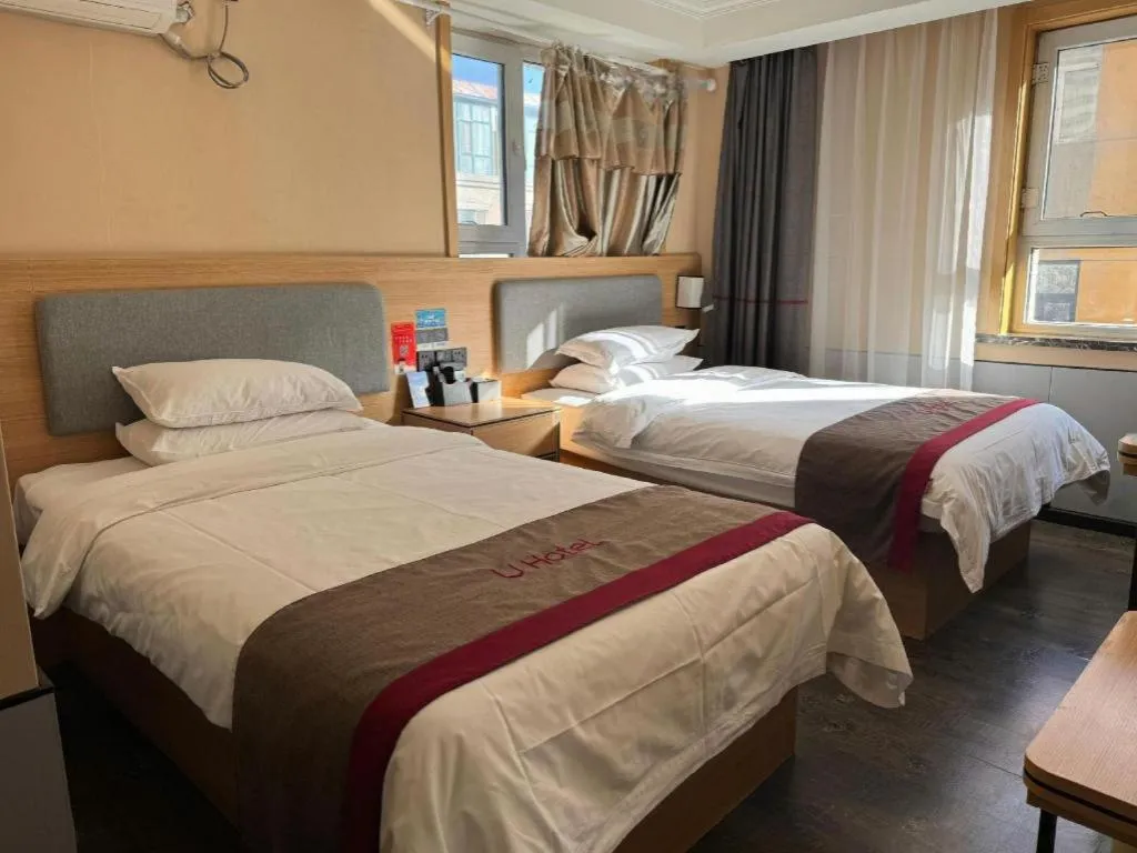 Bed in Thank Inn Plus Hotel Xinjiang Urumqi Tianshan District Bingtuan Erzhong