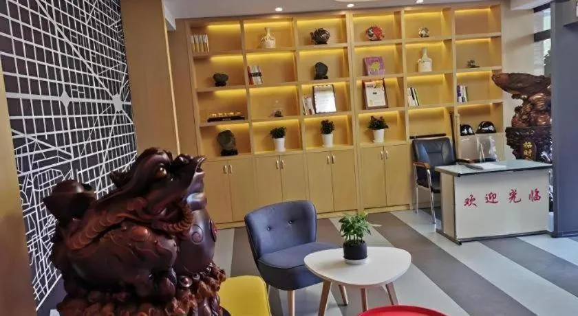 Thank Inn Plus Hotel Xinjiang Urumqi Tianshan District Bingtuan Erzhong