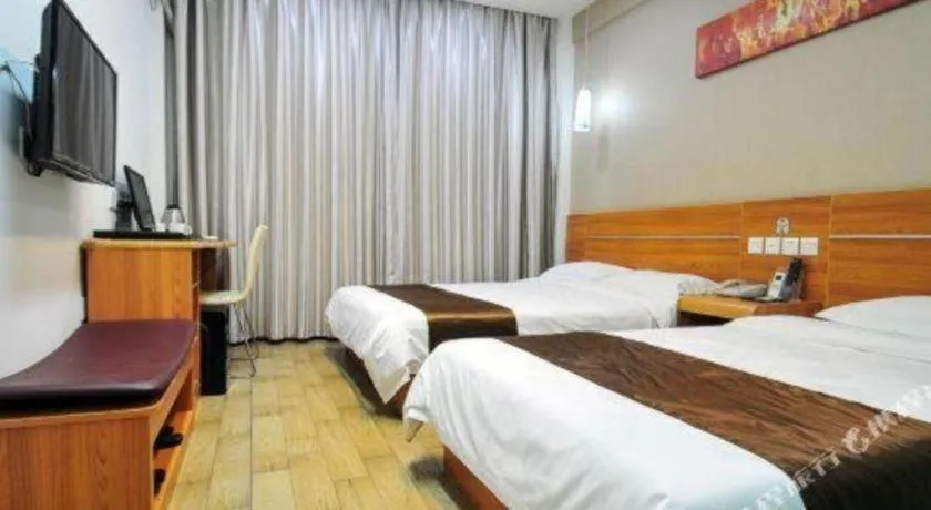 Bed in Thank Inn Hotel Hainan Sanya Sanya Bay Seascape Branch