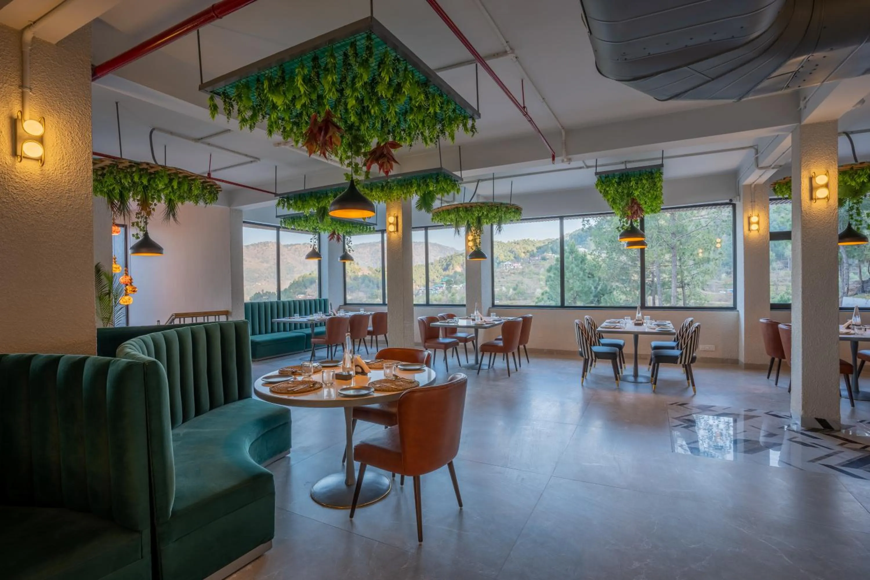 Restaurant/places to eat in Velmore Kasauli Operated by Royal Orchid Hotel Ltd.