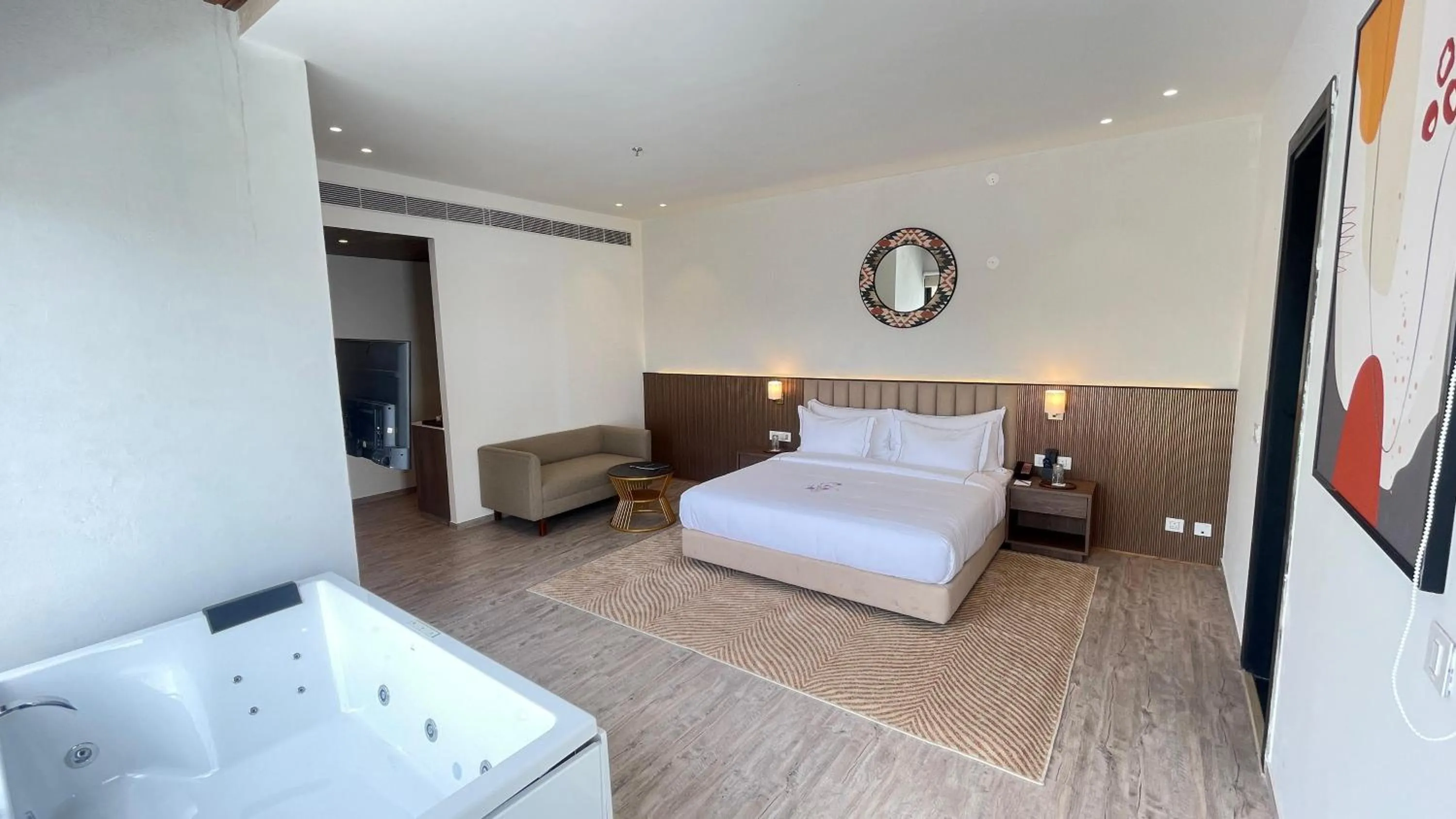 Bath, Bed in Velmore Kasauli Operated by Royal Orchid Hotel Ltd.