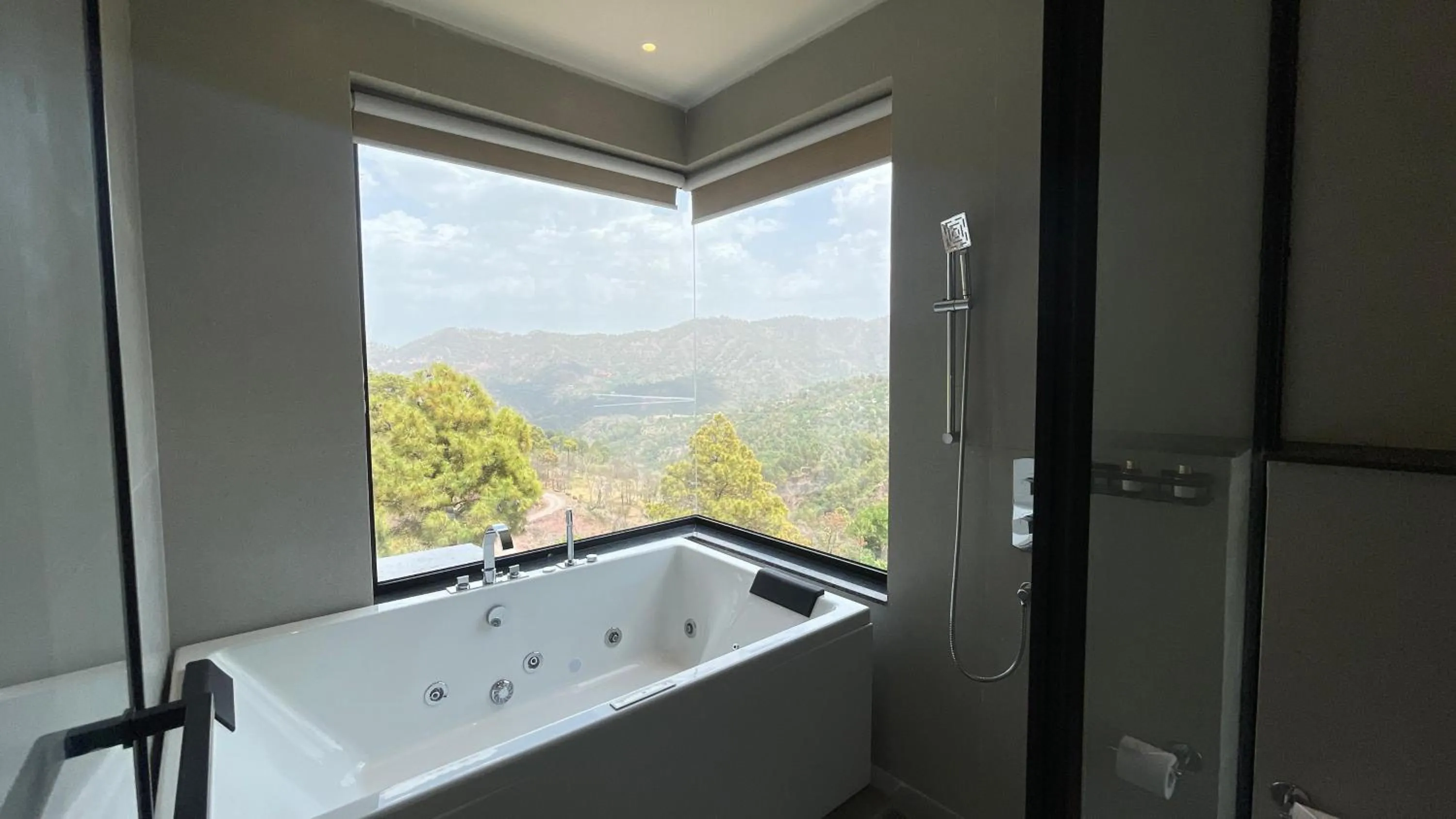 Bath in Velmore Kasauli Operated by Royal Orchid Hotel Ltd.