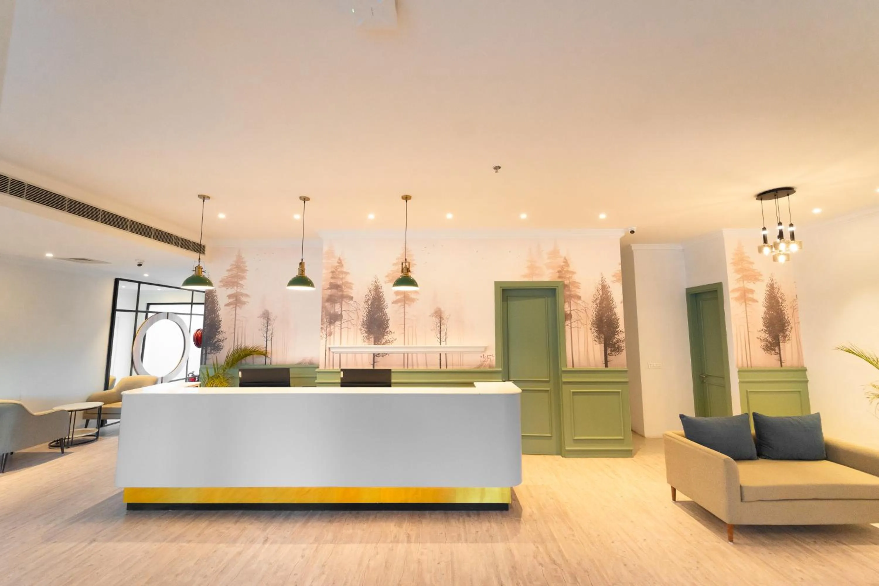 Lobby or reception in Velmore Kasauli Operated by Royal Orchid Hotel Ltd.