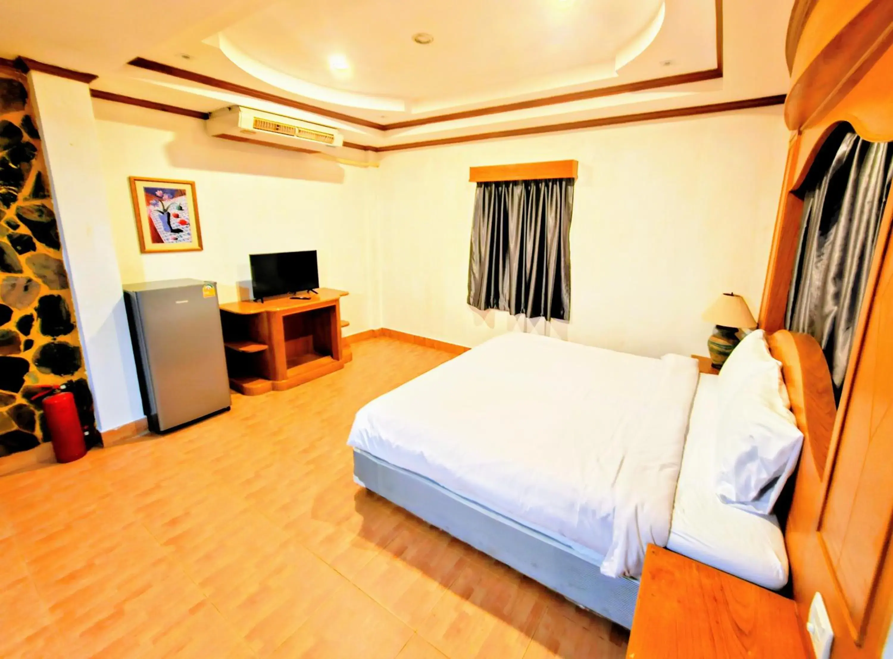 Deluxe Room in Rock Shore Patong Deluxe Room in Rock Shore Patong