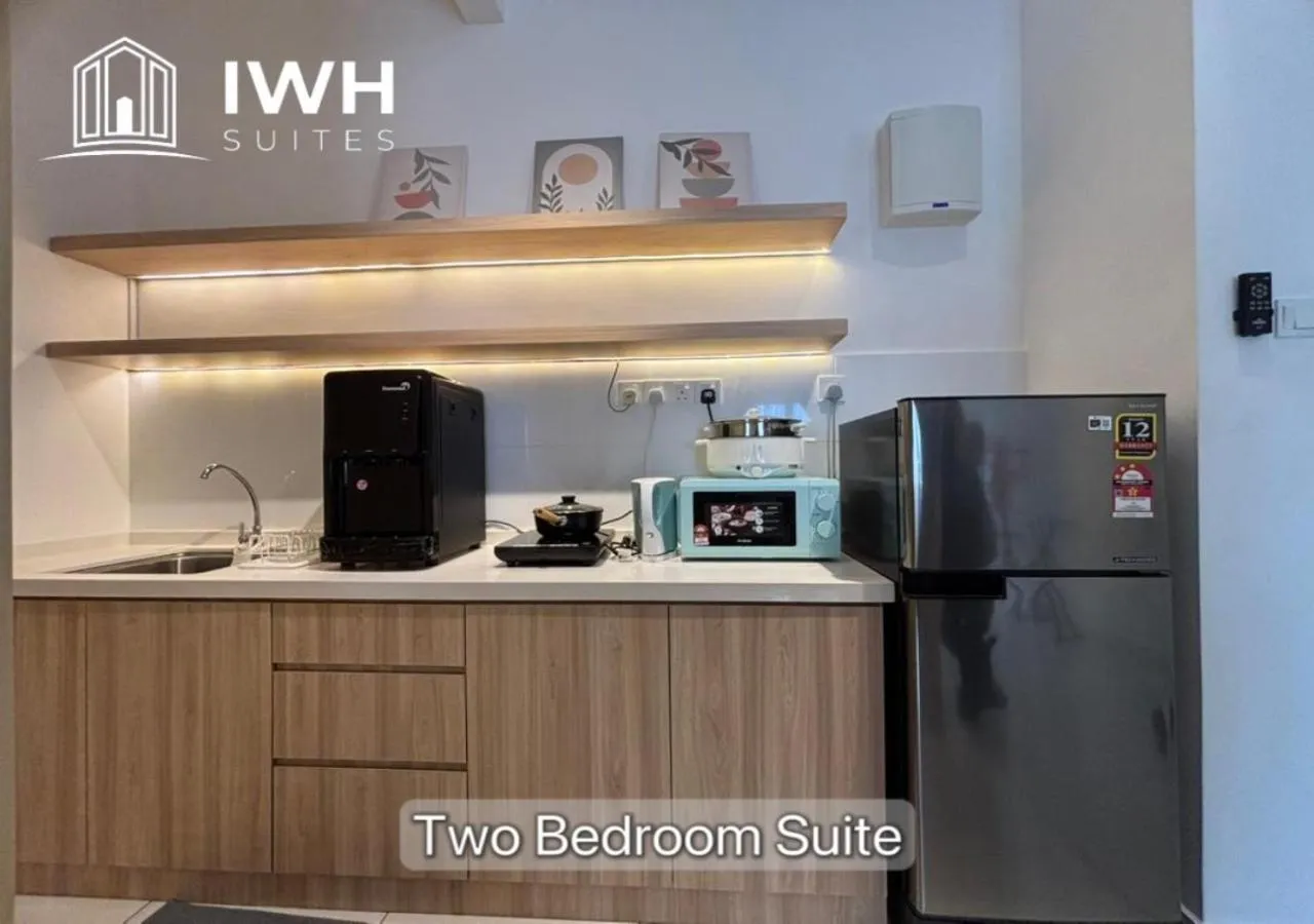 Kitchen or kitchenette in Ipoh Horizon Skypool Town Suites 4-11pax by IWH Suites