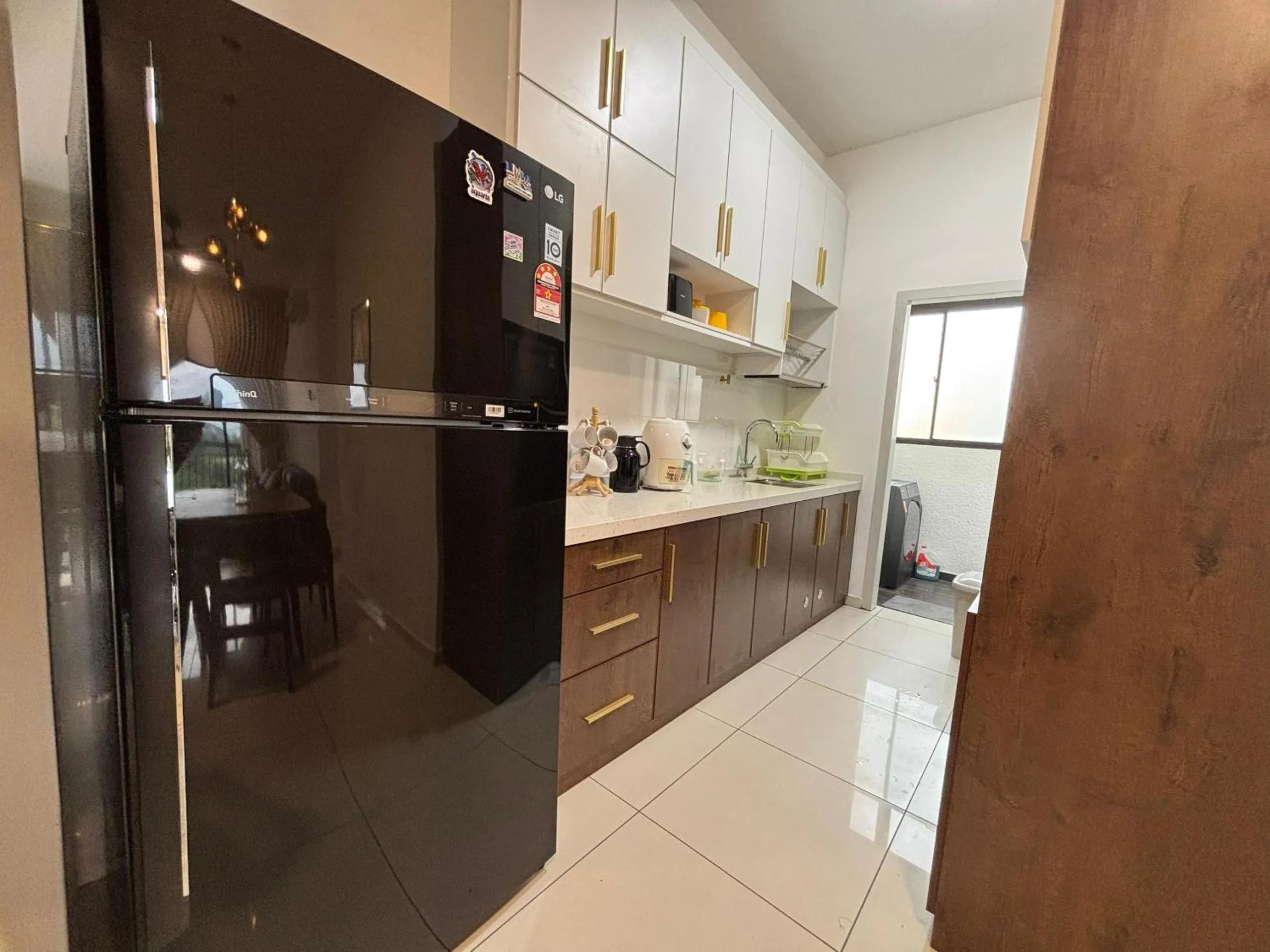 Kitchen or kitchenette in Ipoh Horizon Skypool Town Suites 4-11pax by IWH Suites