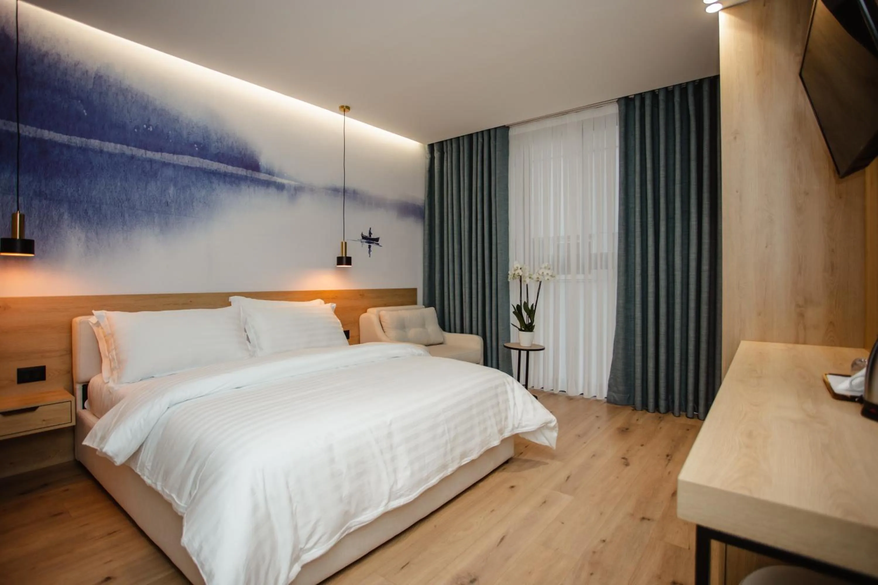 Bed in Oro Inn Hotel