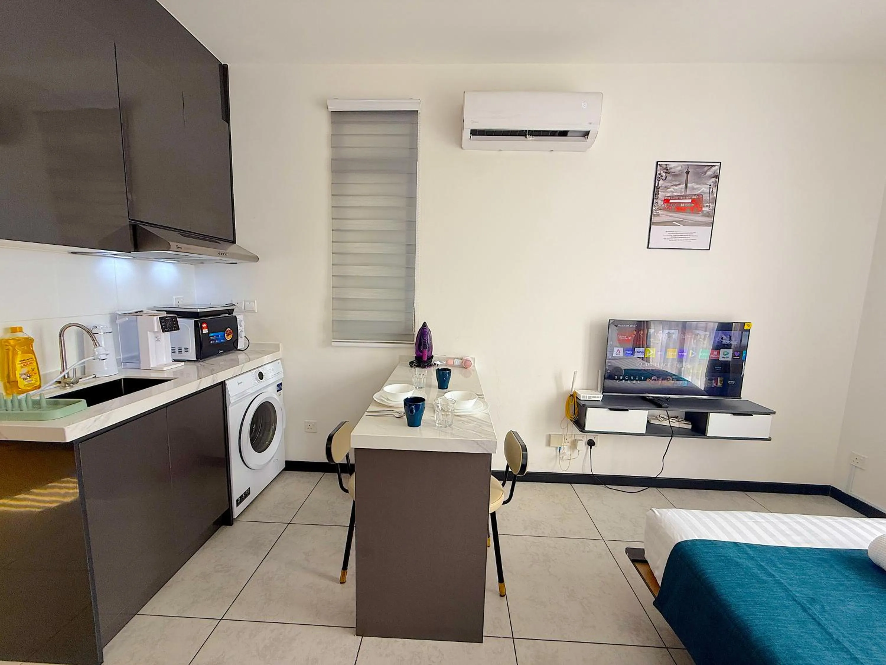 Kitchen or kitchenette in Neu Suites By Serenity Homes Near Gleneagles, KLCC & LRT