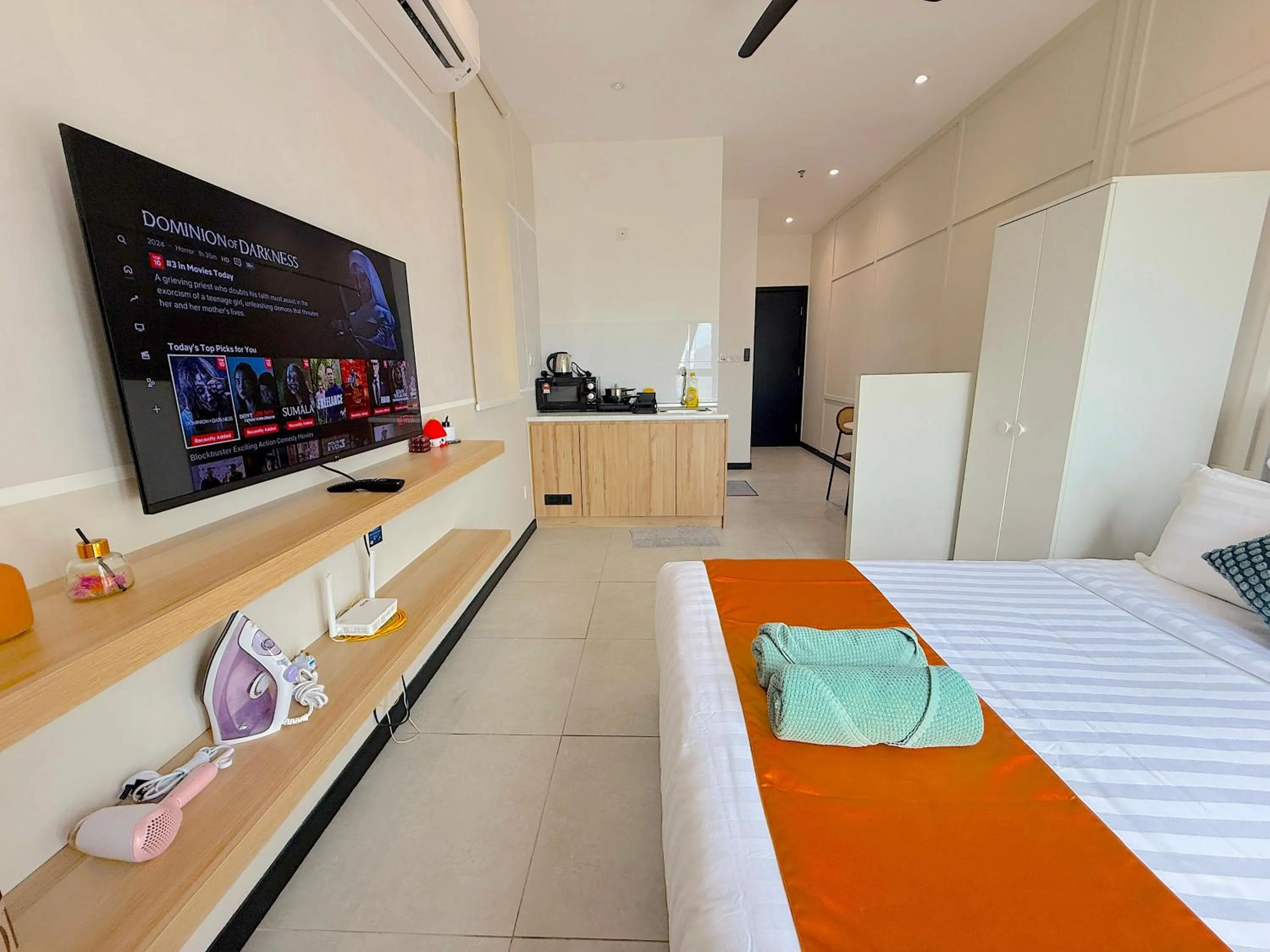 Bed in Neu Suites By Serenity Homes Near Gleneagles, KLCC & LRT