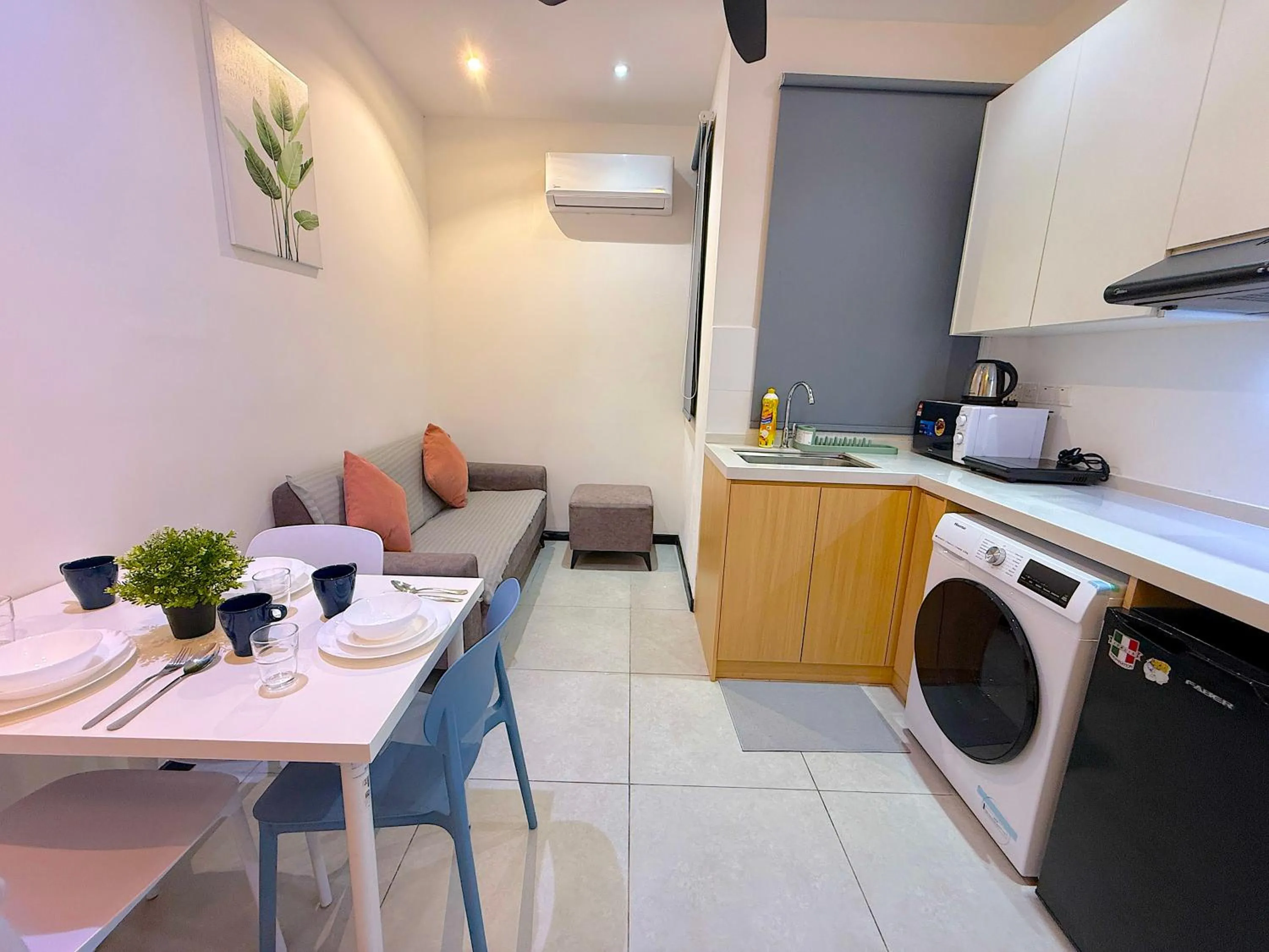 Kitchen or kitchenette in Neu Suites By Serenity Homes Near Gleneagles, KLCC & LRT