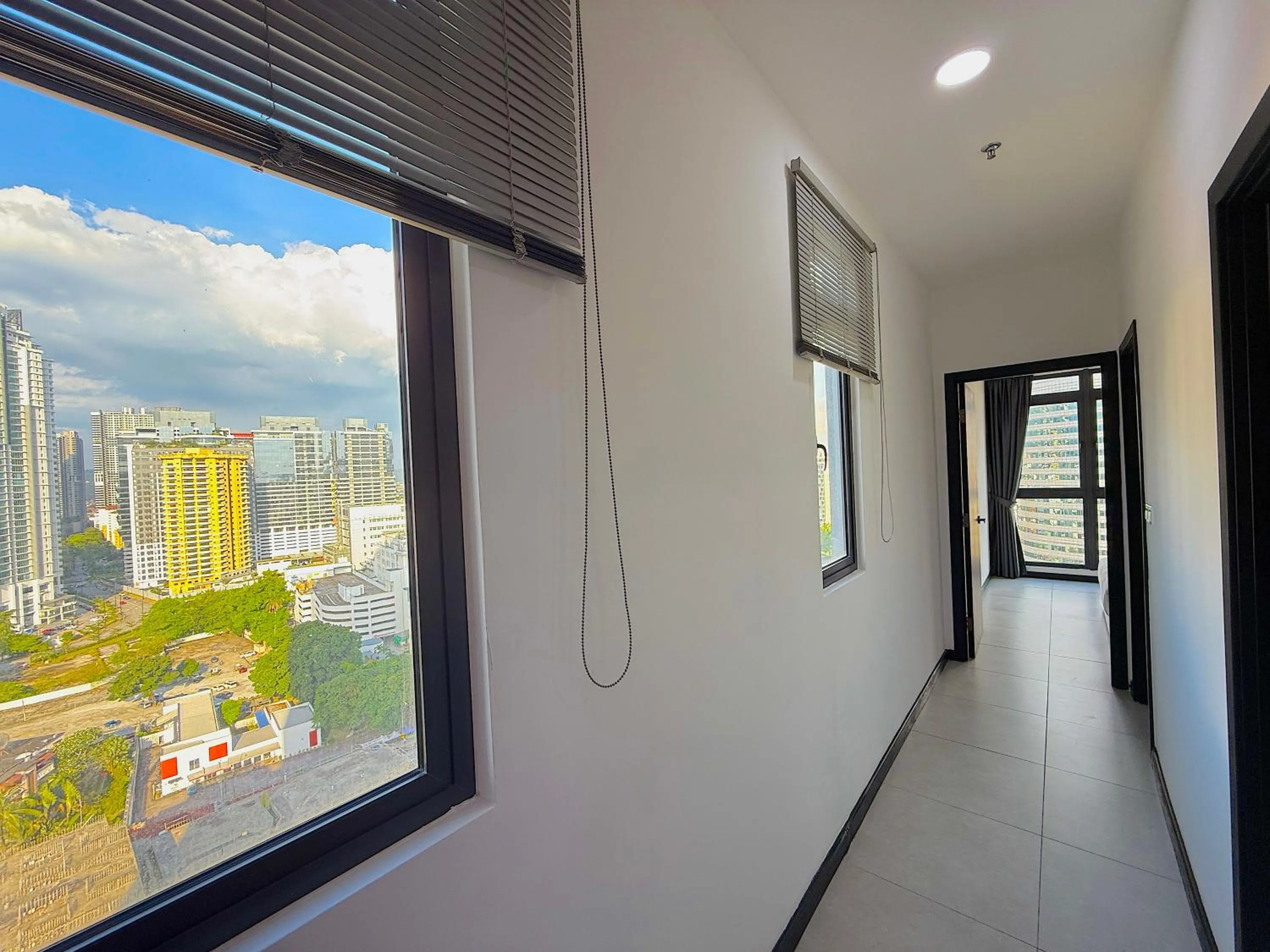 Day in Neu Suites By Serenity Homes Near Gleneagles, KLCC & LRT