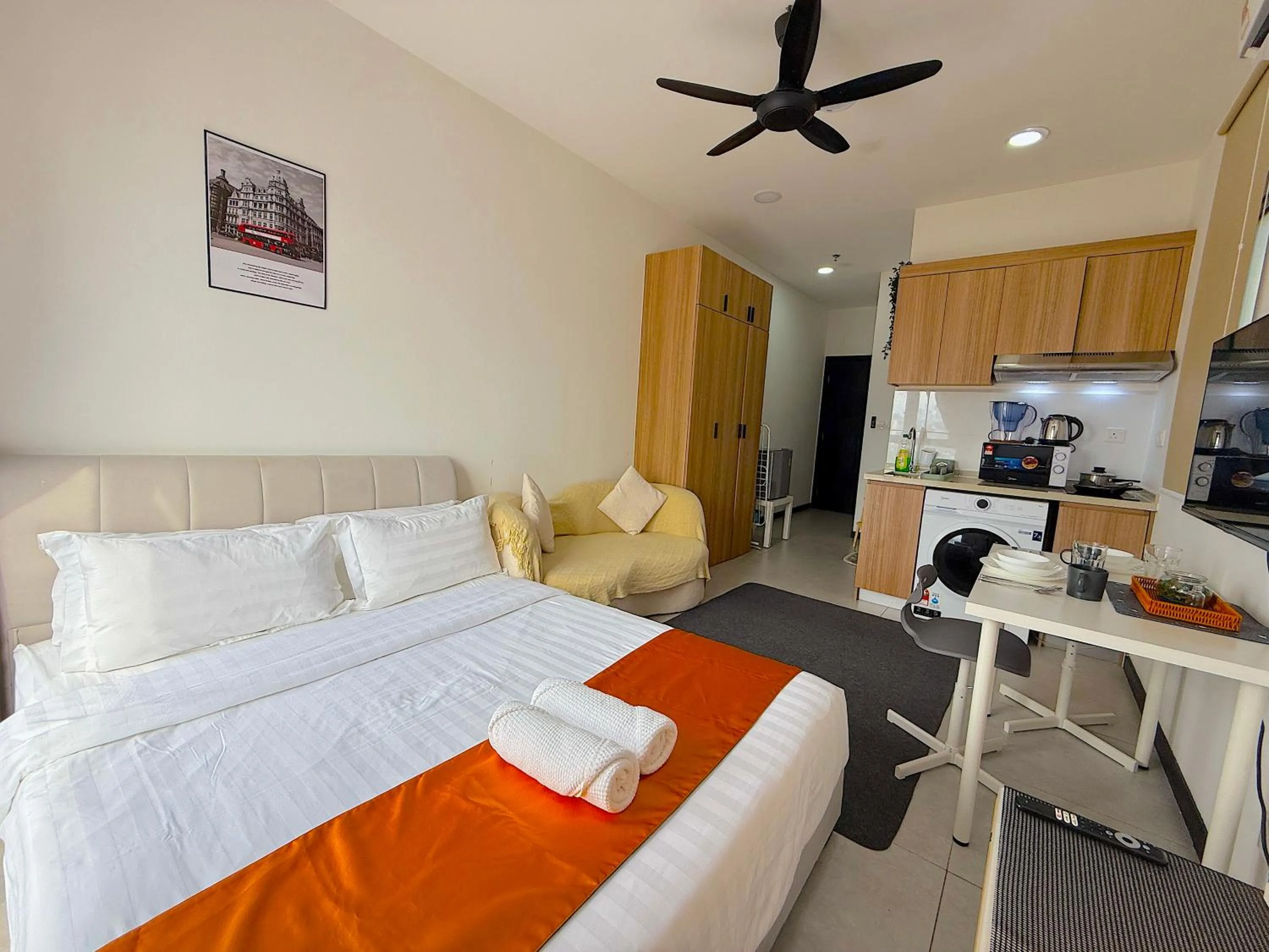 Photo of the whole room, Bed in Neu Suites By Serenity Homes Near Gleneagles, KLCC & LRT