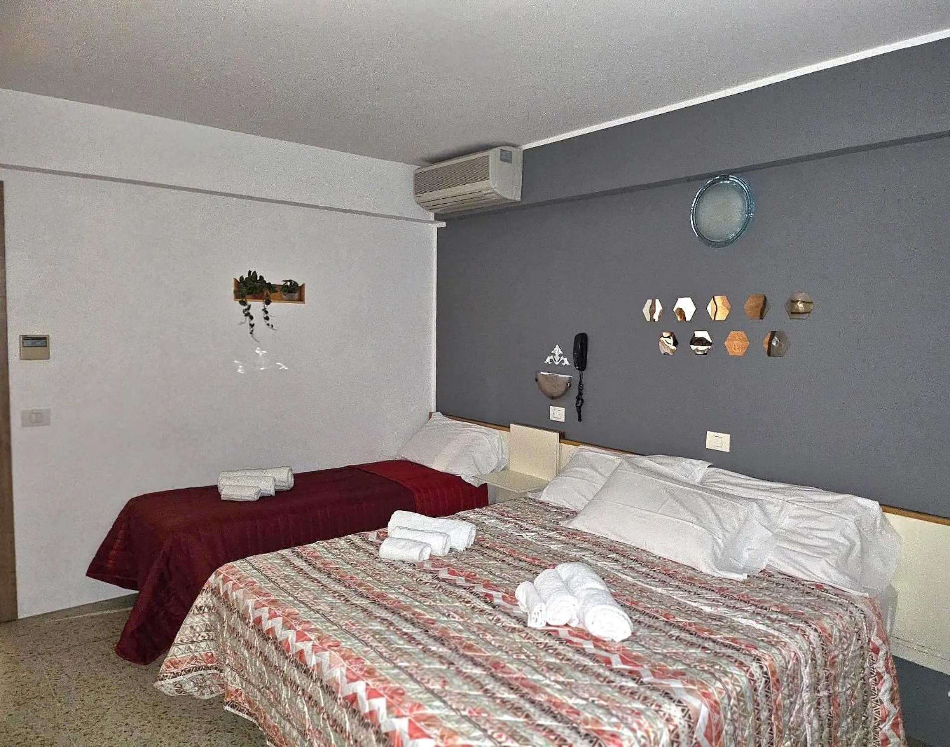 Bedroom, Bed in Hotel Villa Rosa