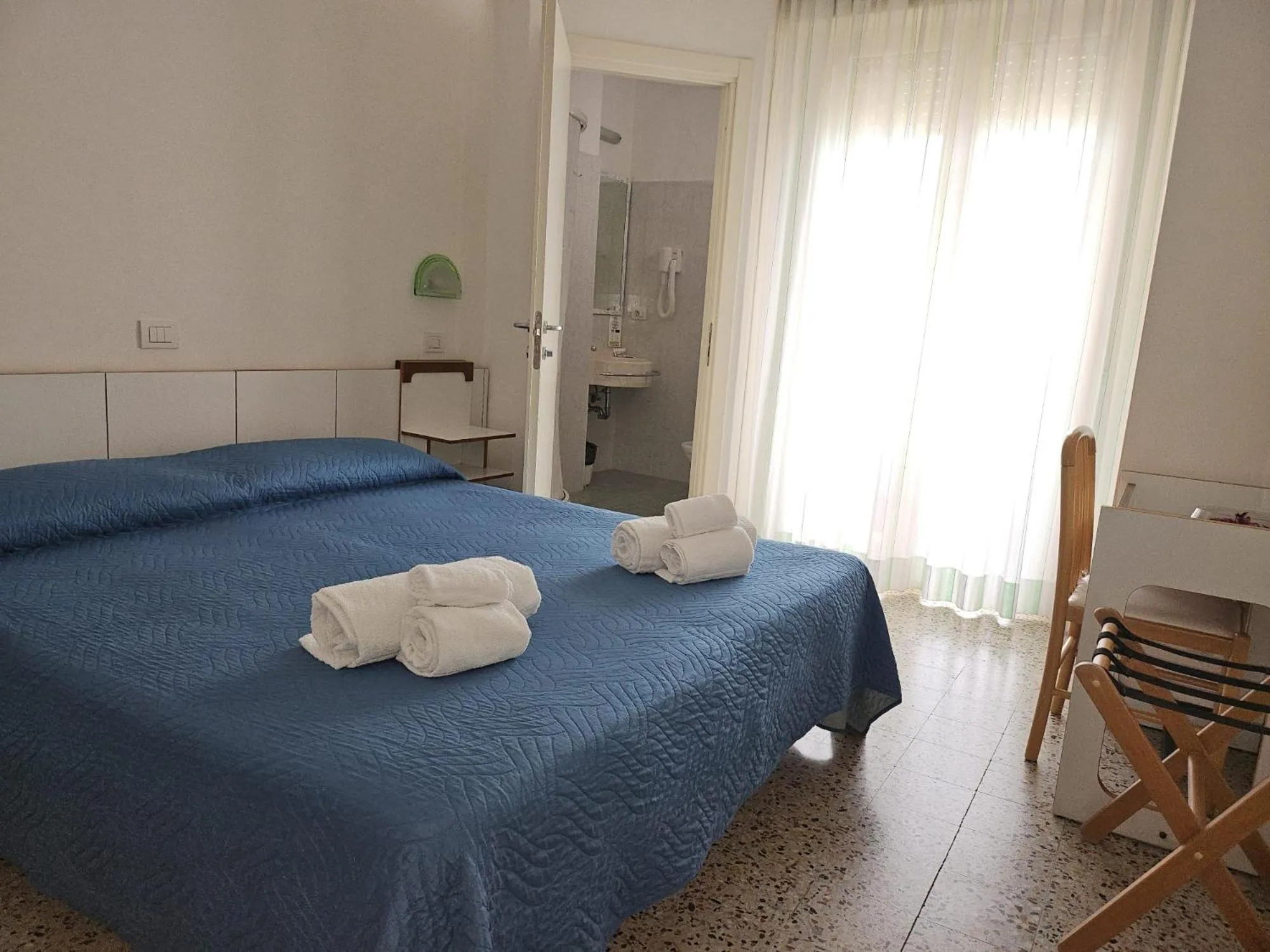 Photo of the whole room, Bed in Hotel Villa Rosa