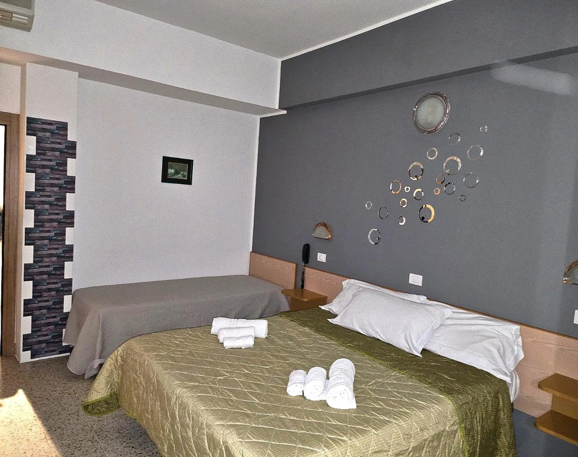 Bedroom, Bed in Hotel Villa Rosa