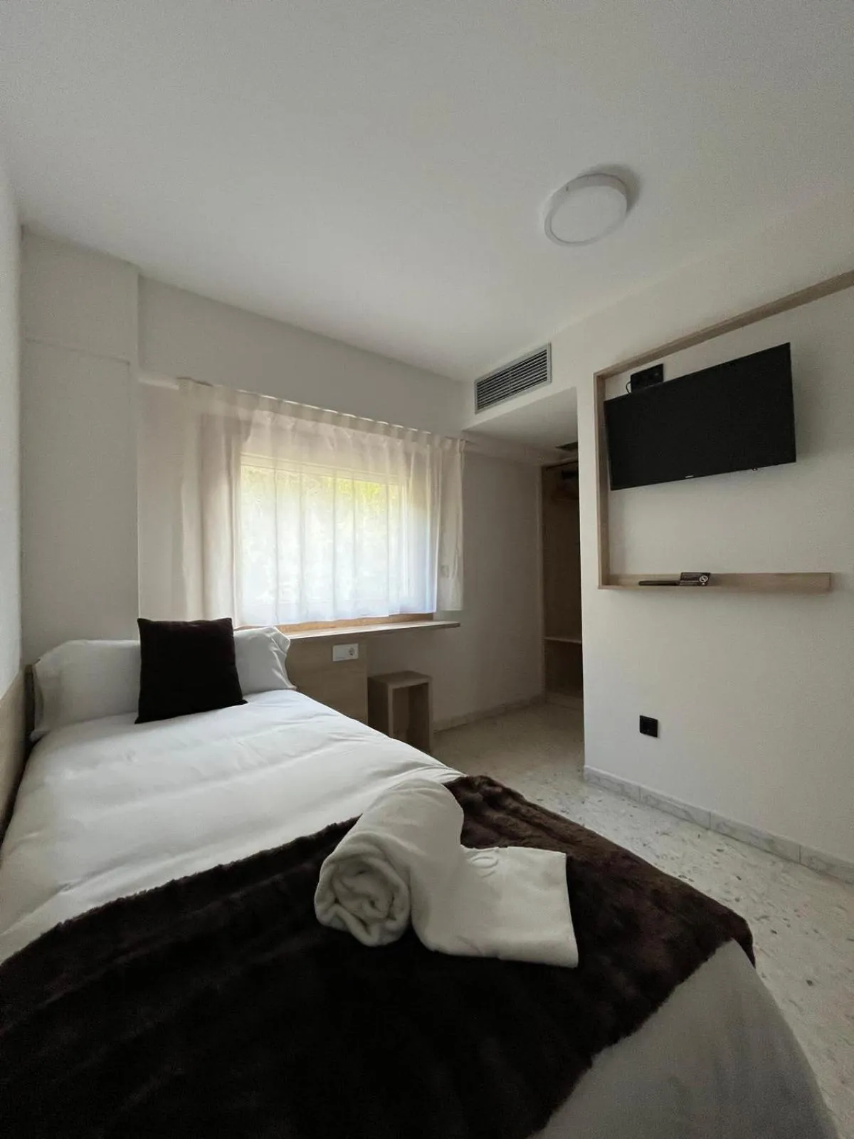 Bed in La Trobada Hotel Sport