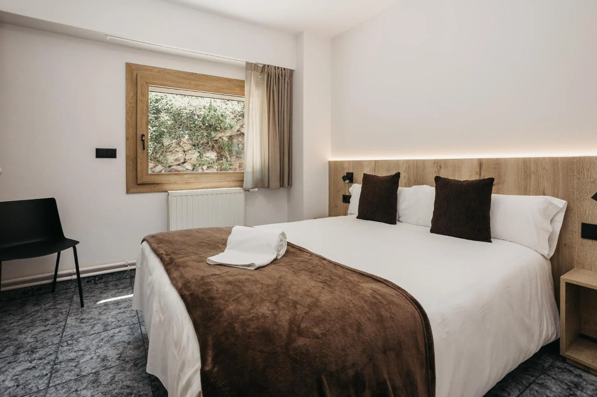 Bed in La Trobada Hotel Sport