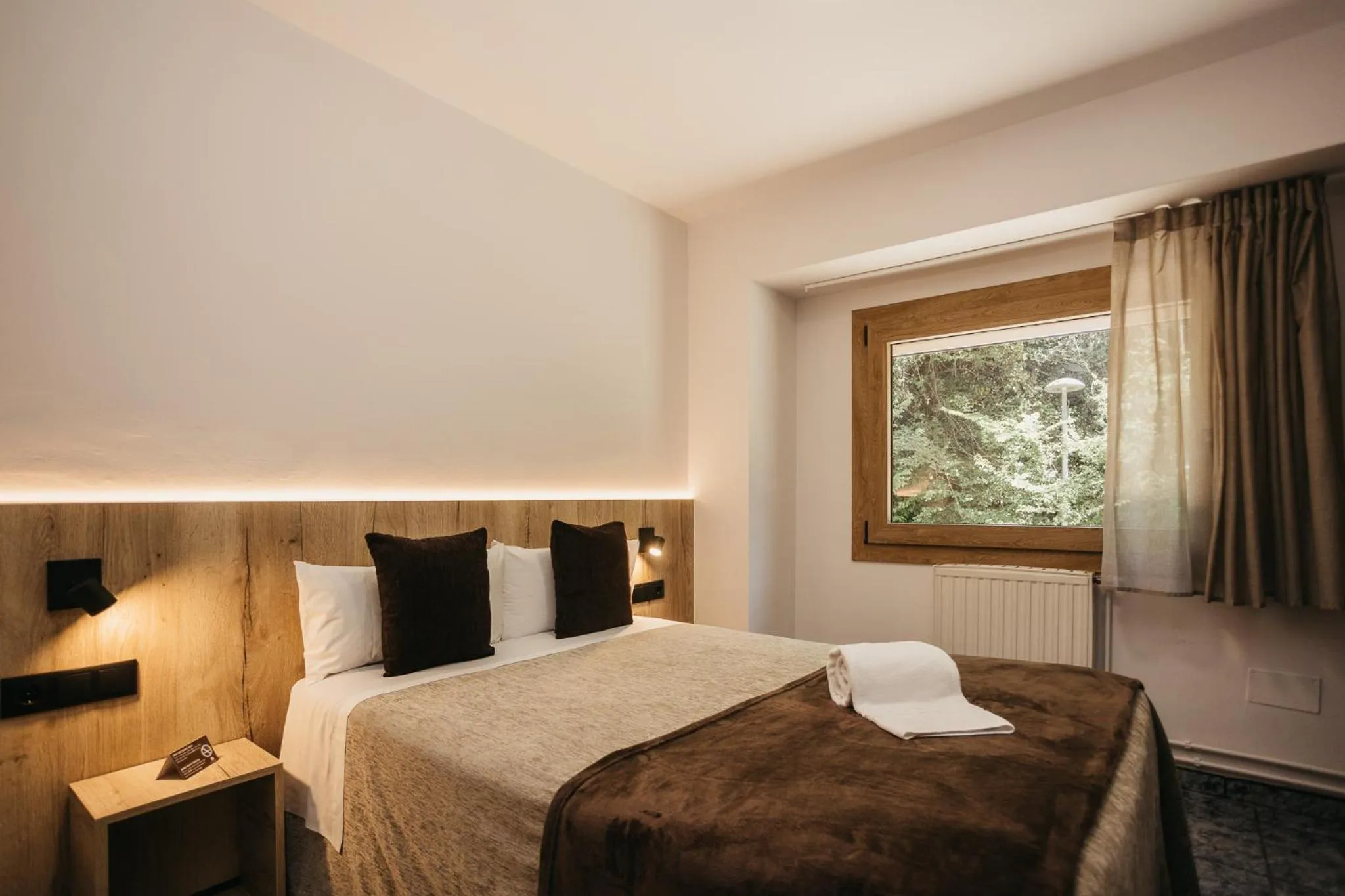 Bed in La Trobada Hotel Sport