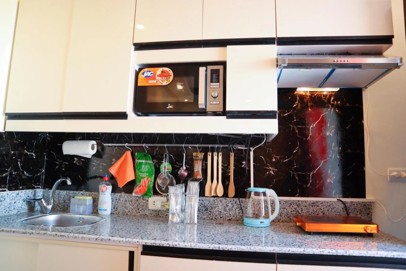 Hostgool Beach Chalets Mirage bay resort & aqua park