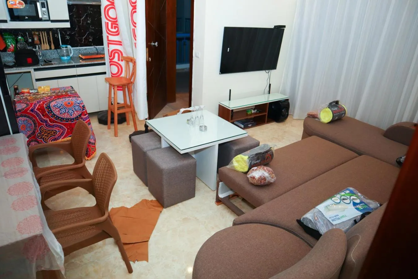 TV and multimedia in Hostgool Beach Chalets Mirage bay resort & aqua park