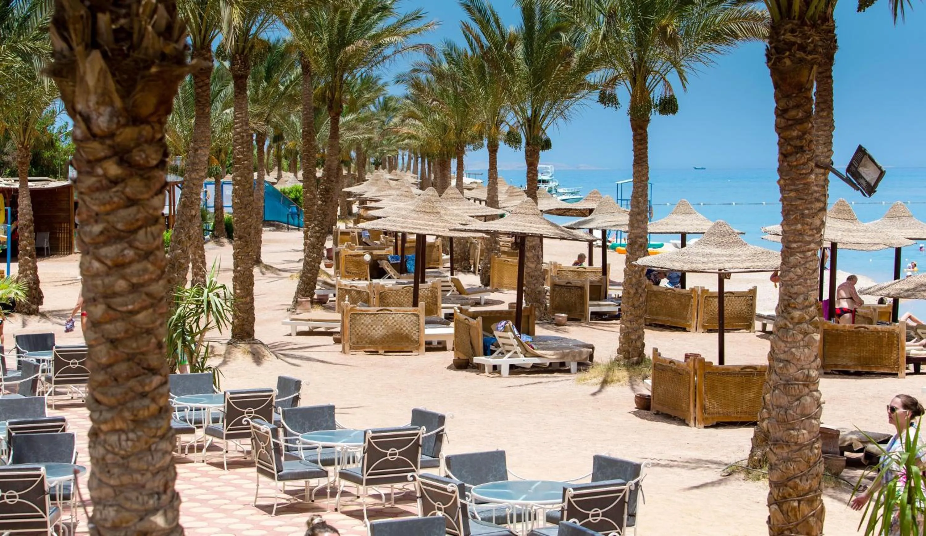 Beach in Hostgool Beach Chalets Mirage bay resort & aqua park