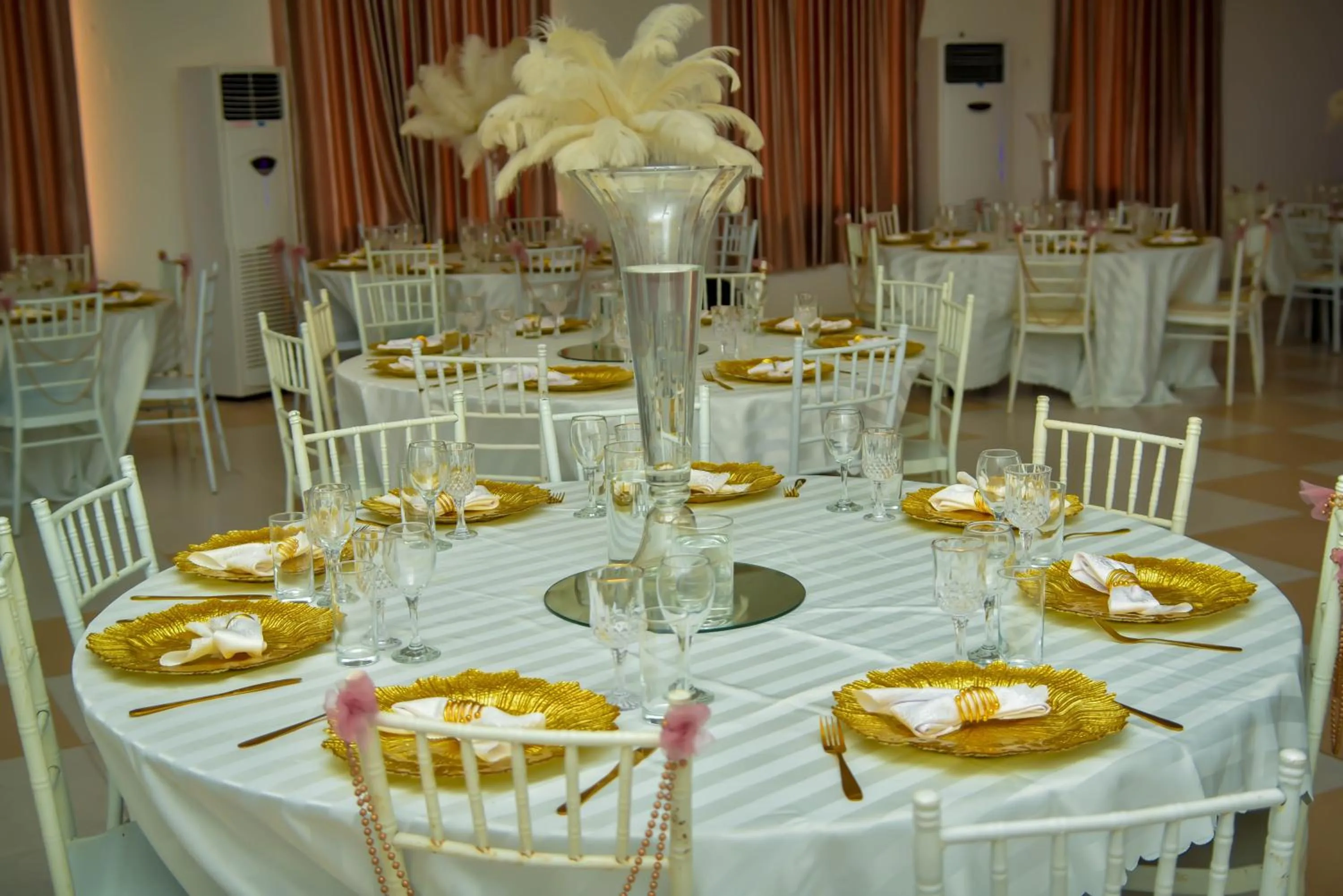 Banquet/Function facilities in Chamba Valley Exotic Hotel