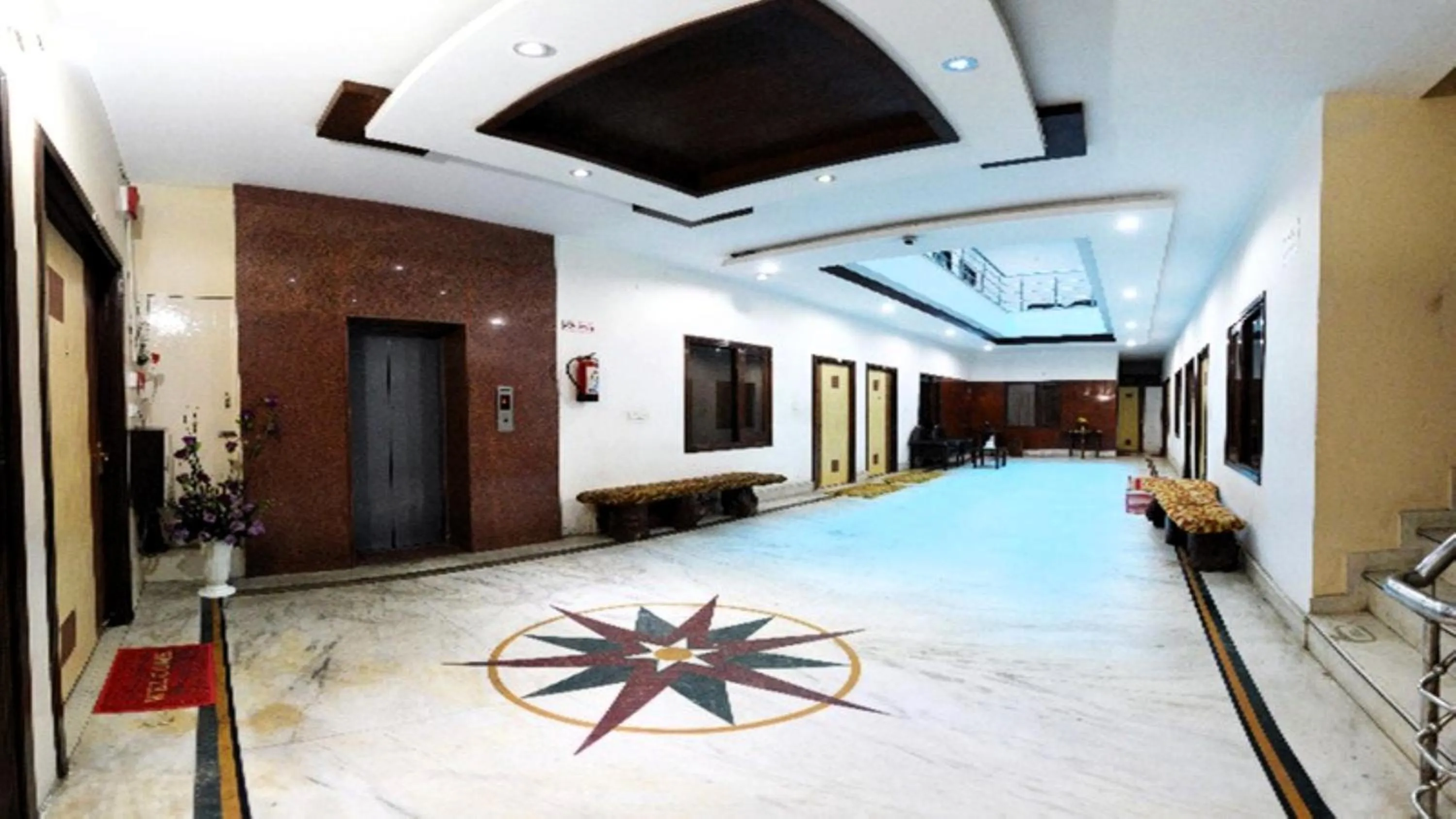 Lobby or reception in Hotel HK Continental