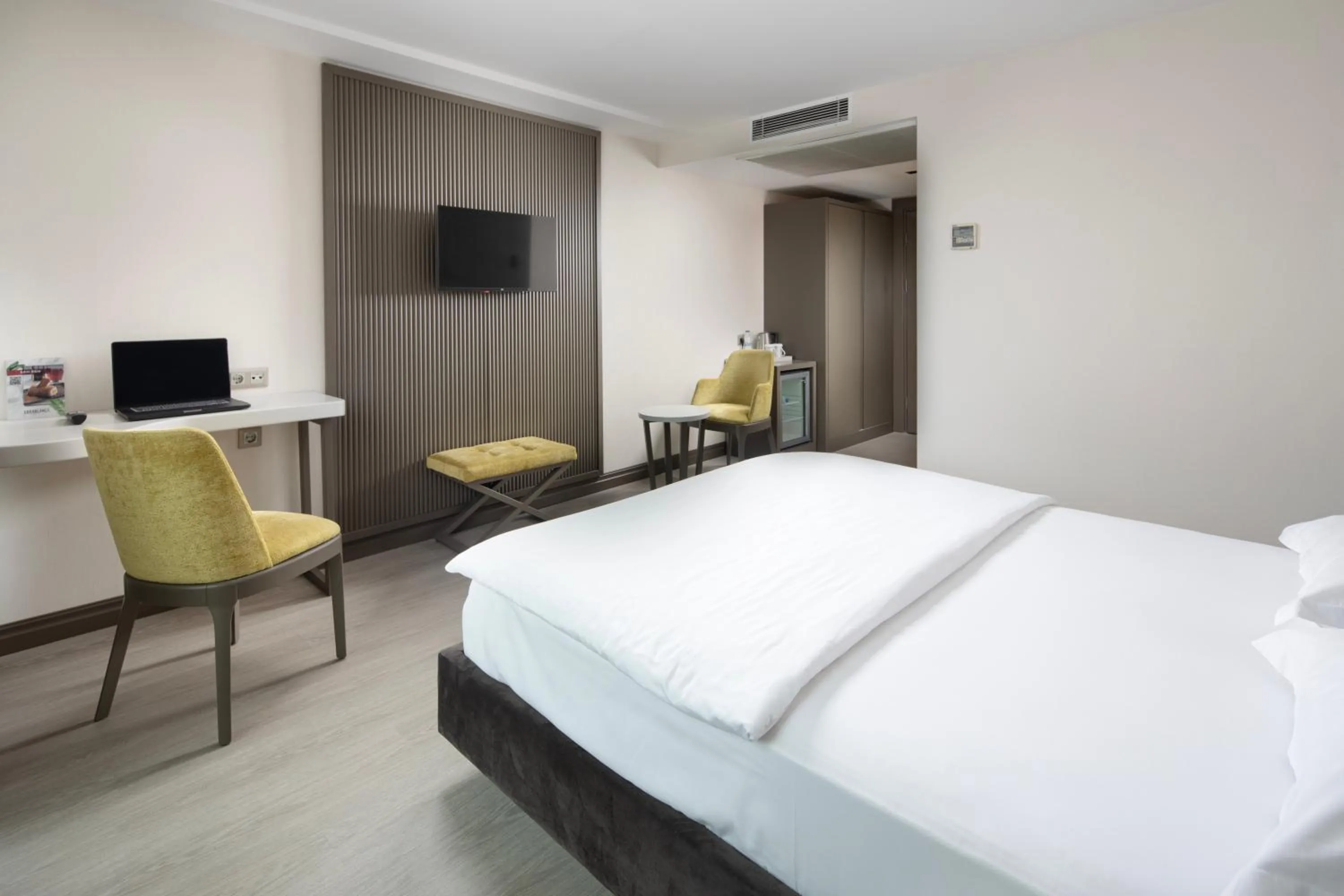 Bed in Sinema Hotel Ordu