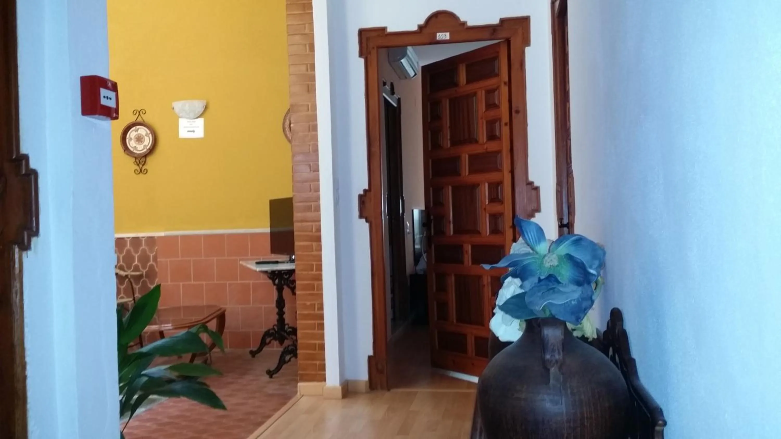 Living room in Hotel Mesón El Número Uno