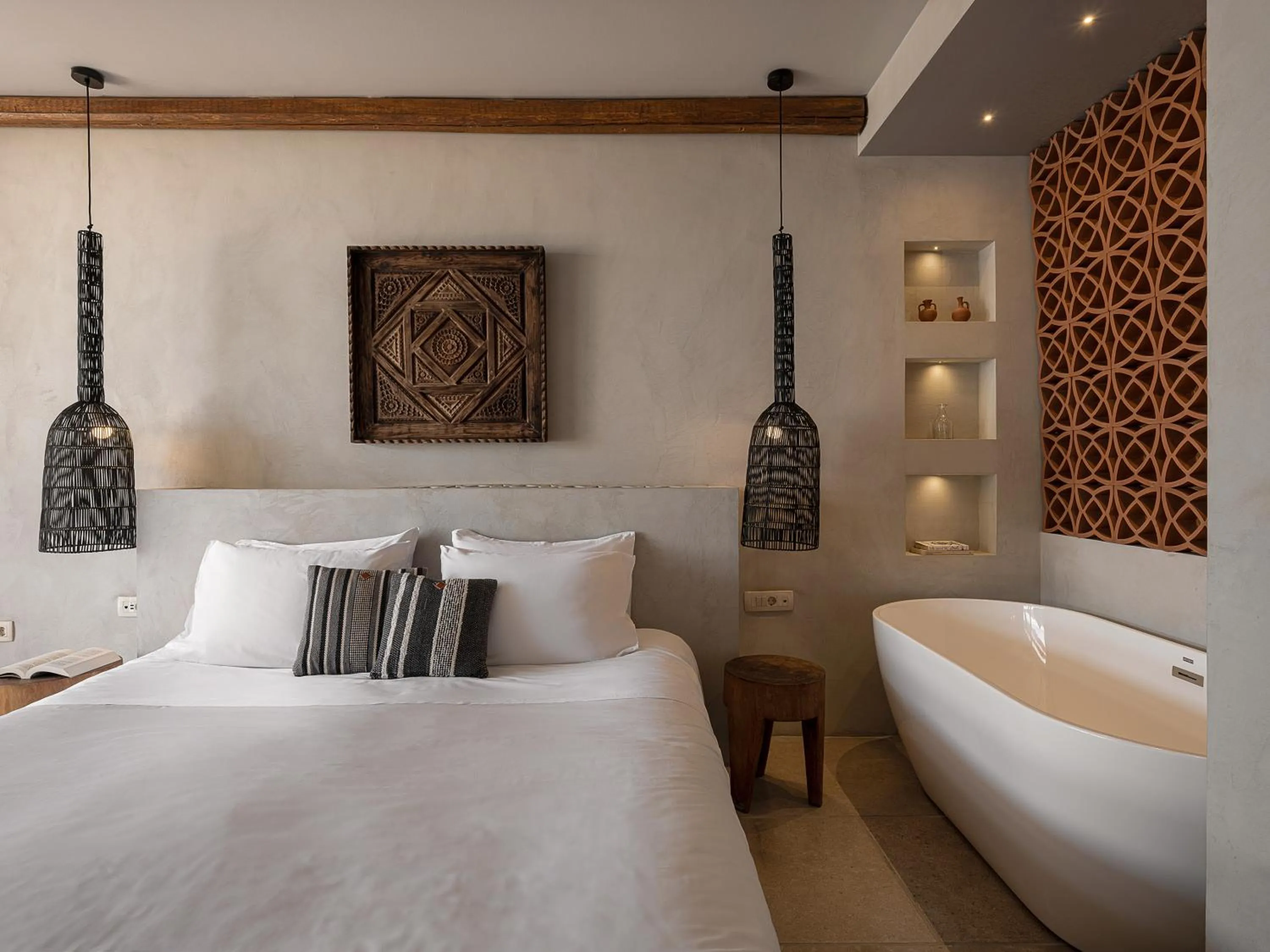 Bed in The Theodore Boutique Hotel- adults only 16 plus
