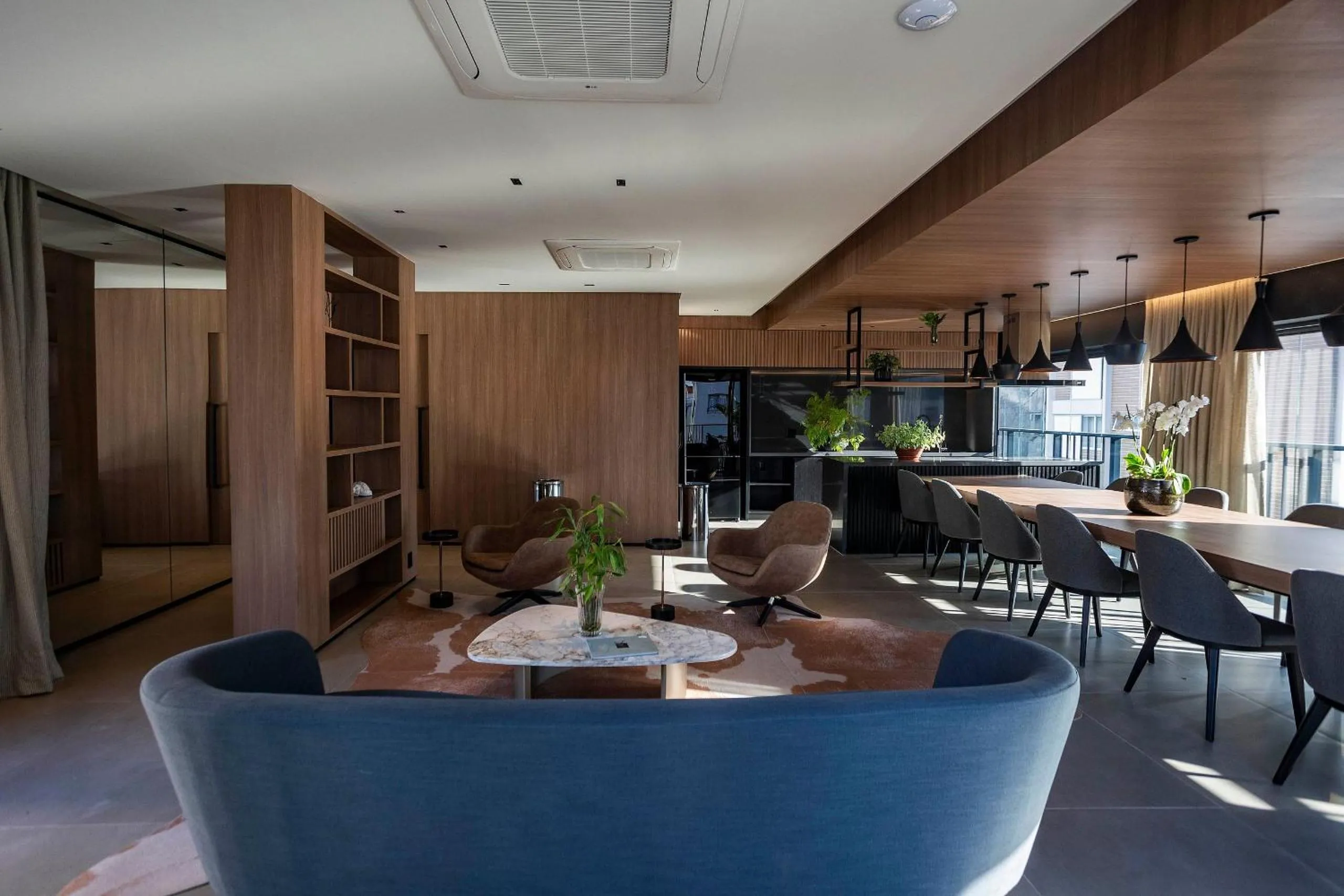 Seating area in HIT Itaim