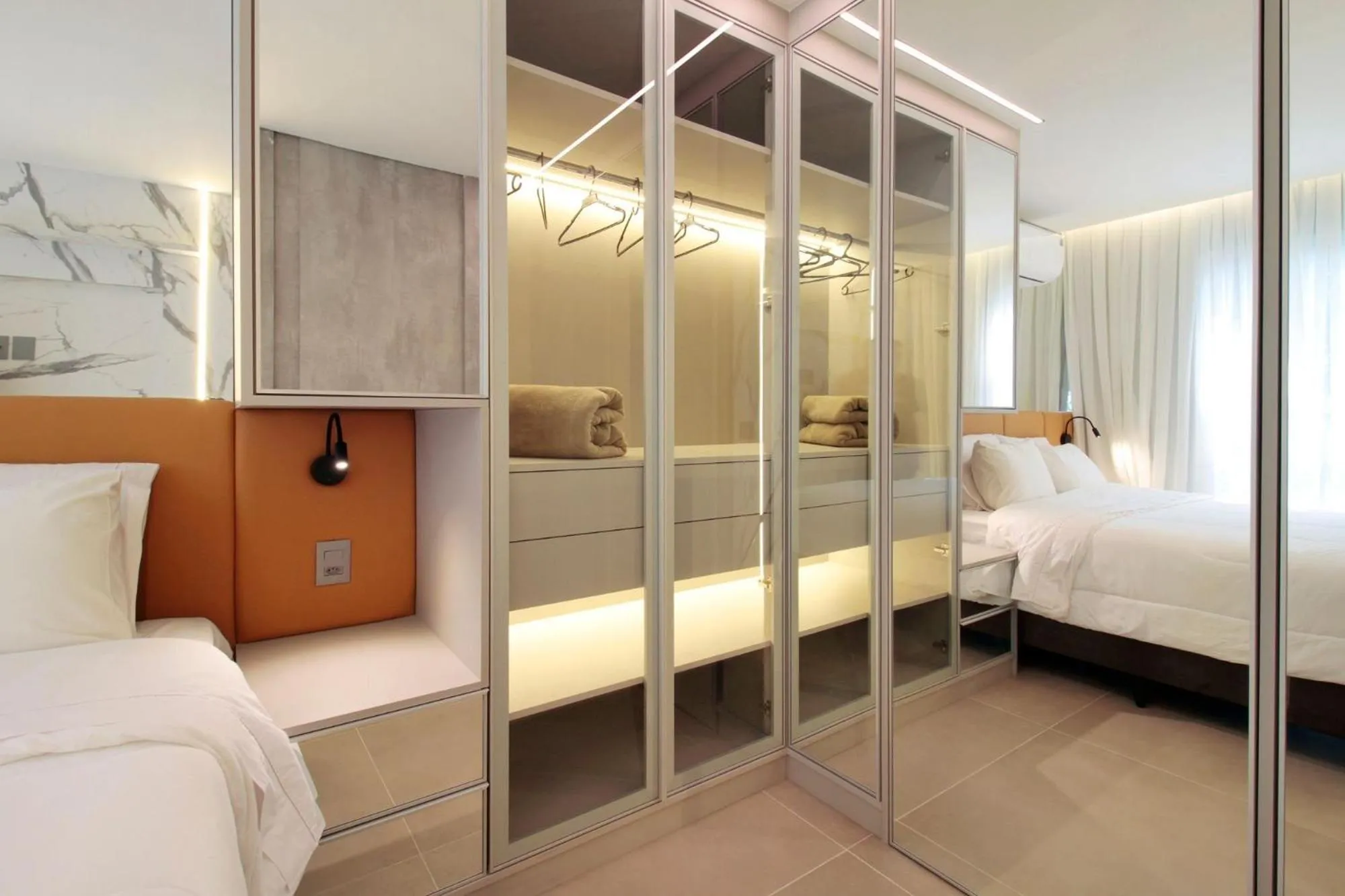 Bedroom, Bed in HIT Itaim