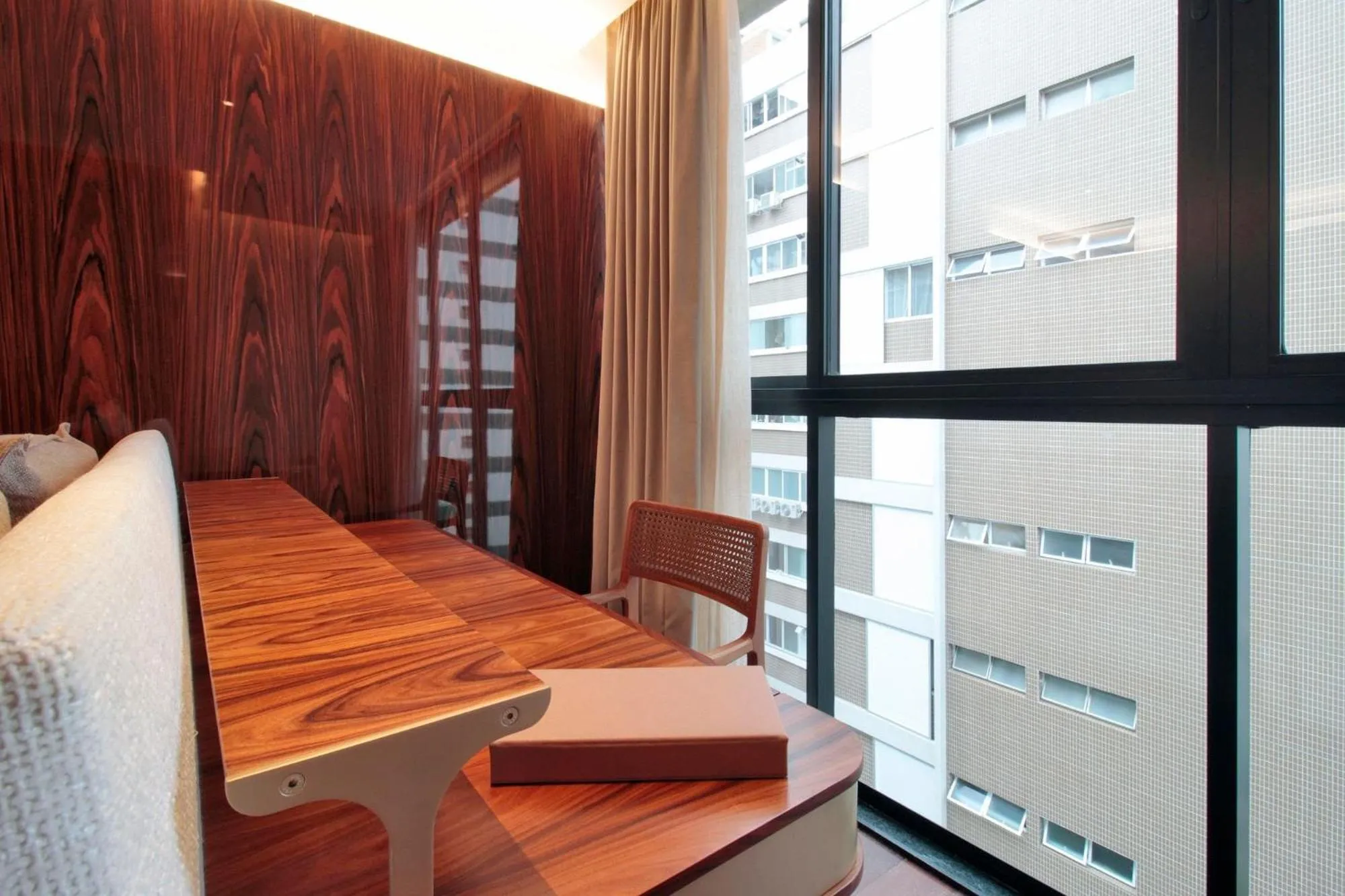 Dining area in HIT Itaim