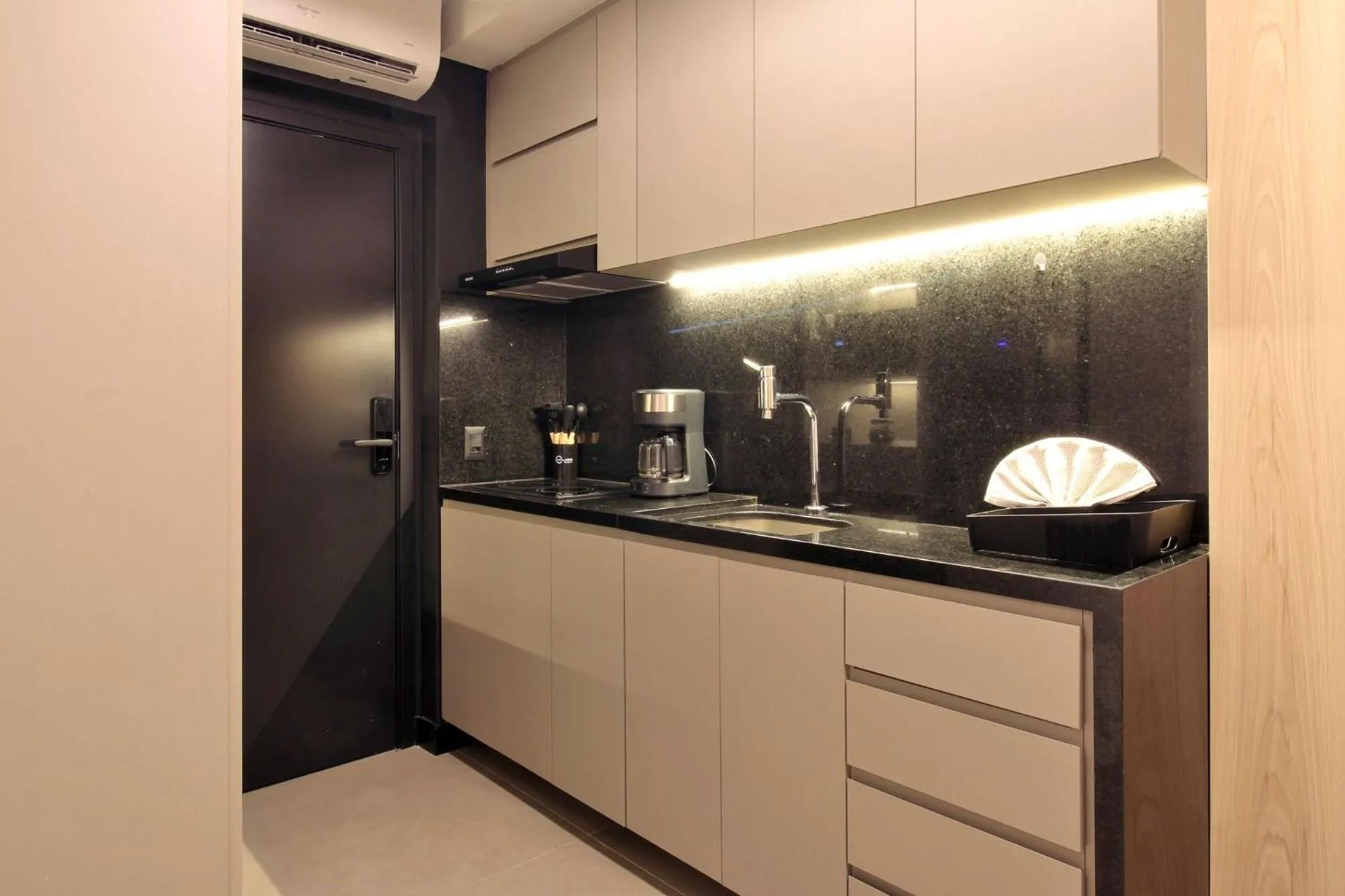 Coffee/tea facilities in HIT Itaim