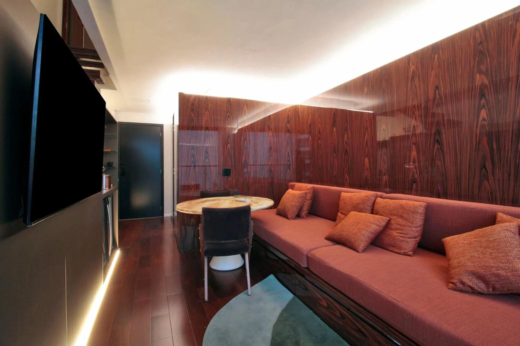 Seating area in HIT Itaim