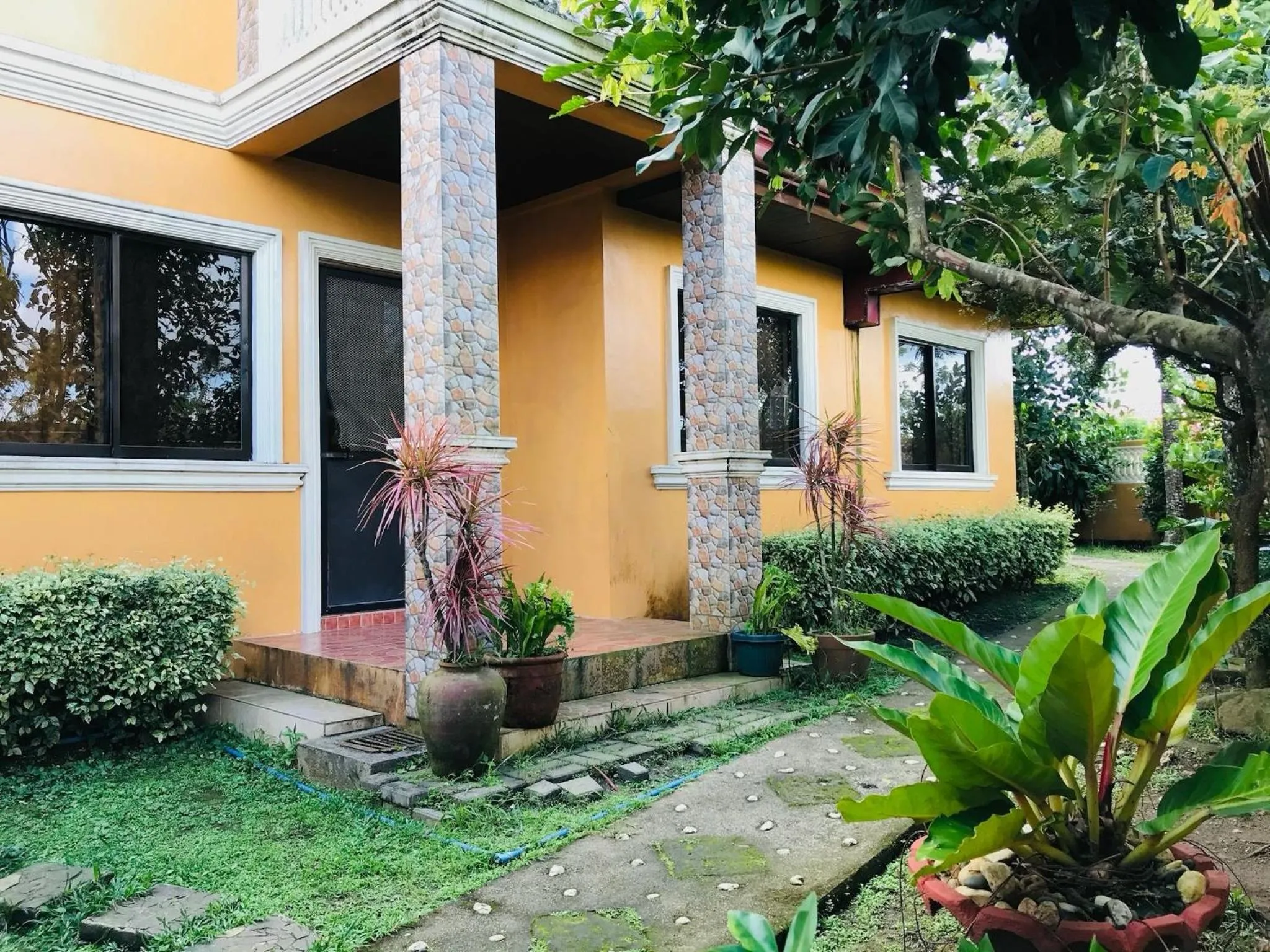 Facade/entrance in Villa Adelle At Silang
